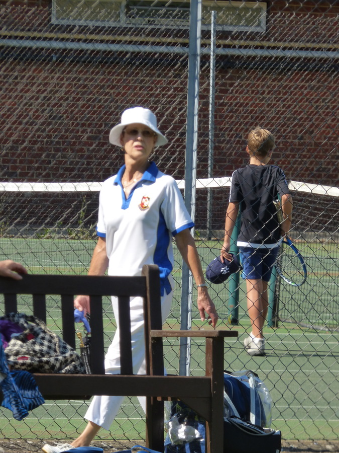 Geraldine Perrin Ladies Singles winner waiting for her next match !